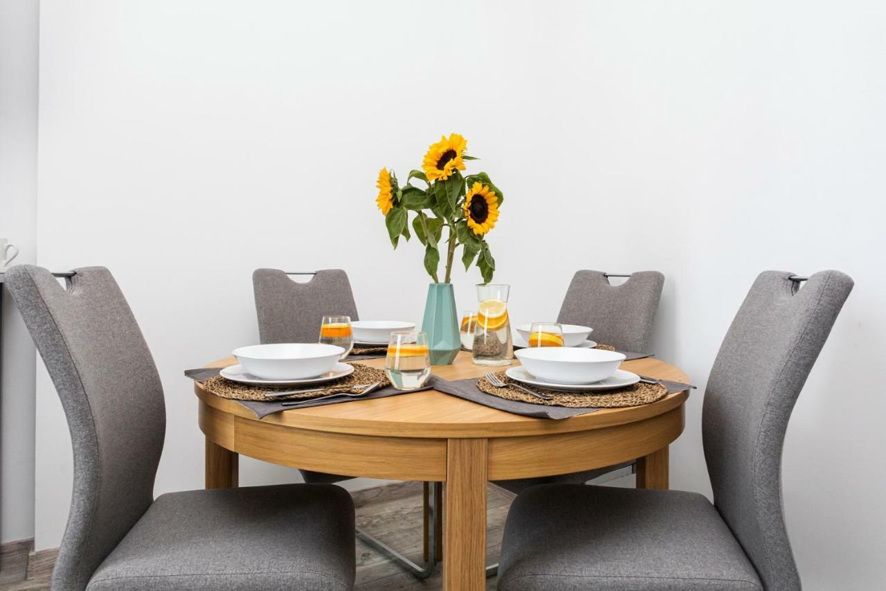 Gdynia Glowna Apartments מראה חיצוני תמונה